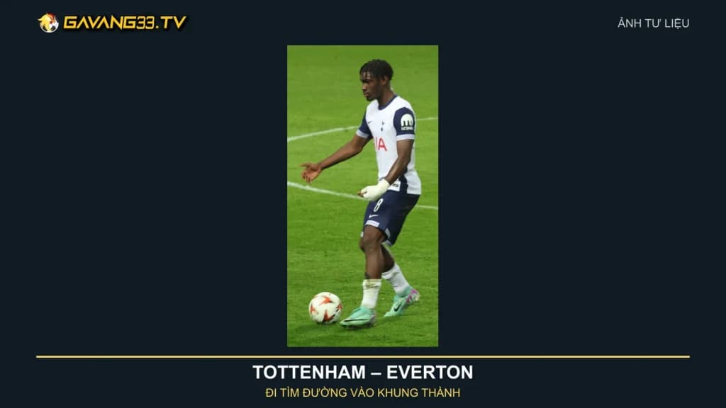 Ảnh tư liệu cầu thủ Tottenham trong trận gặp Rangers