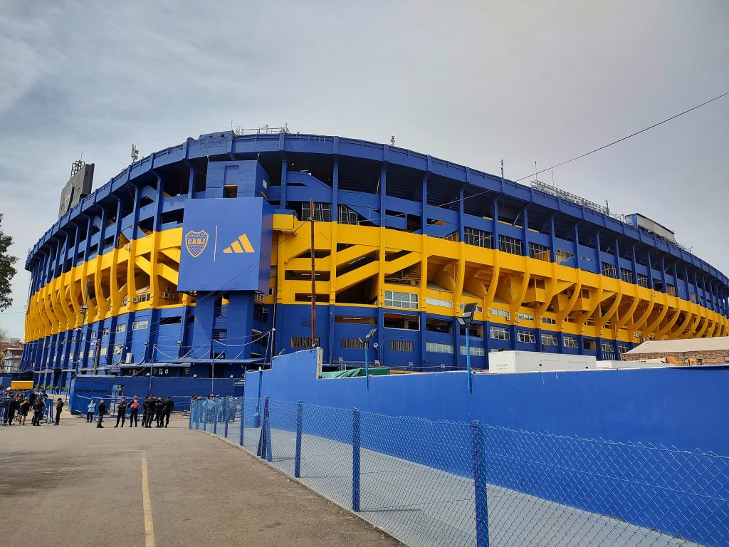 Toàn cảnh La Bombonera, sân nhà Boca Juniors